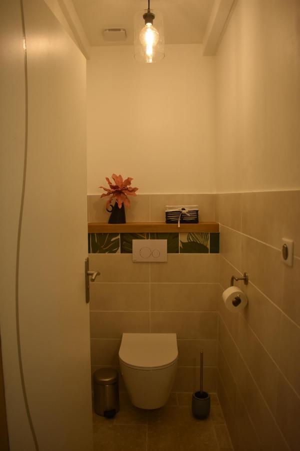 Chambre Au Calme Avec Spa Privatif Gratuit Sud Aveyron Les Palmiers Des Causses Saint-Rome-de-Tarn Exterior foto